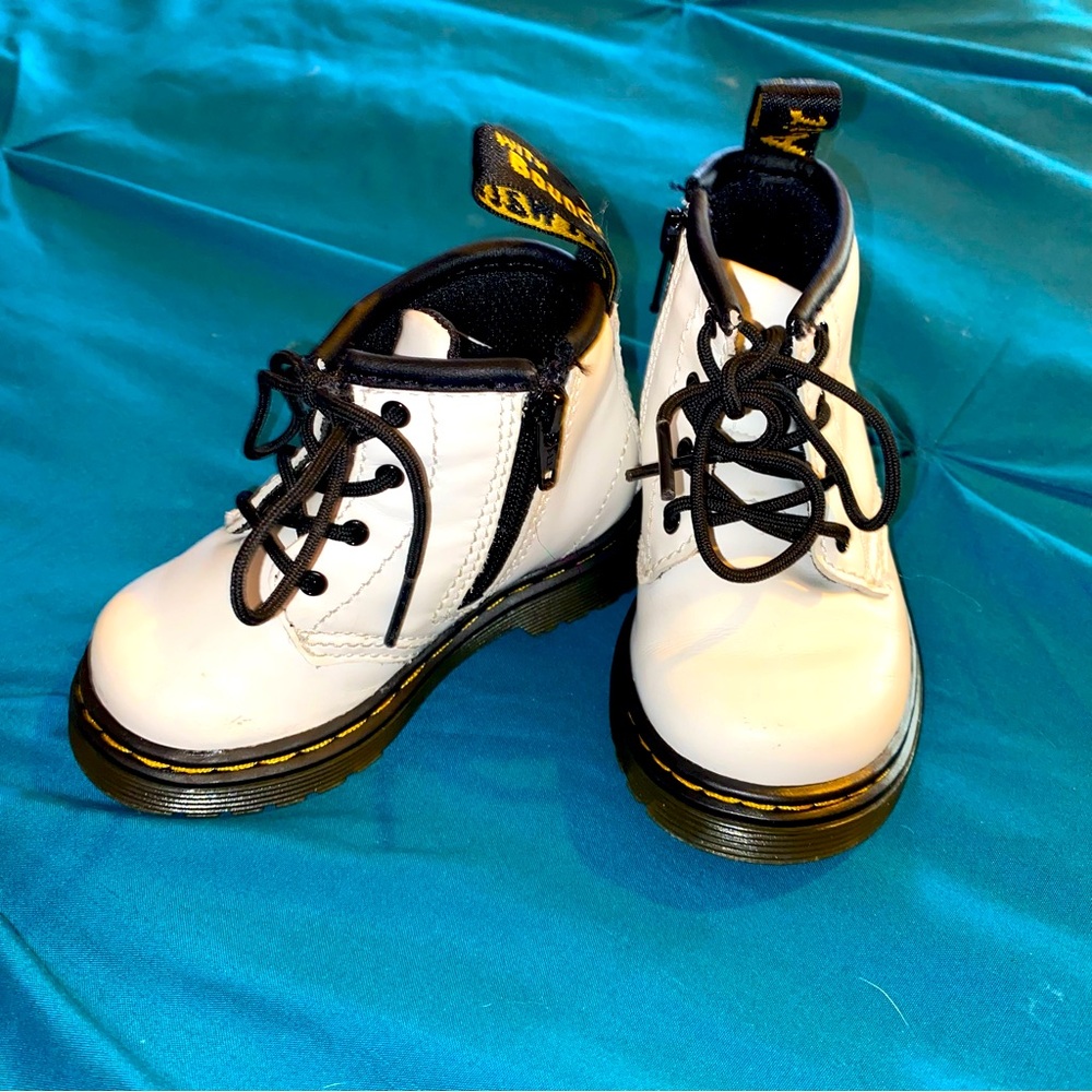 Dr Martens-toddler Size 5.